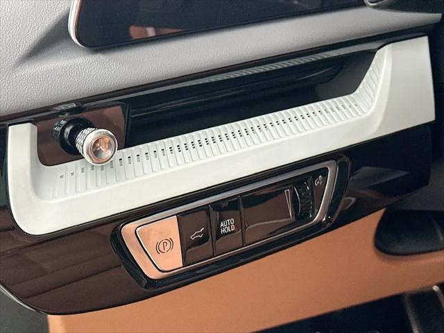 2027 Cadillac iQ Premium Luxury