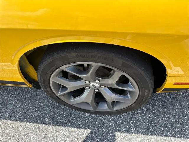 2017 Dodge Challenger SXT