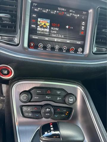 2017 Dodge Challenger SXT