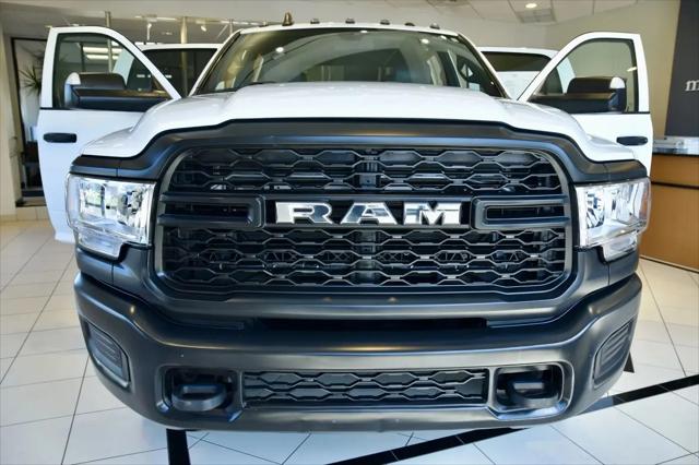 2022 Ram 2500 Tradesman Crew Cab 4x4 64 Box