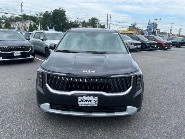 2027 Kia Carnival LXS