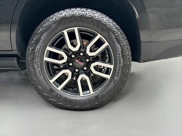 2023 GMC Yukon 4WD AT4