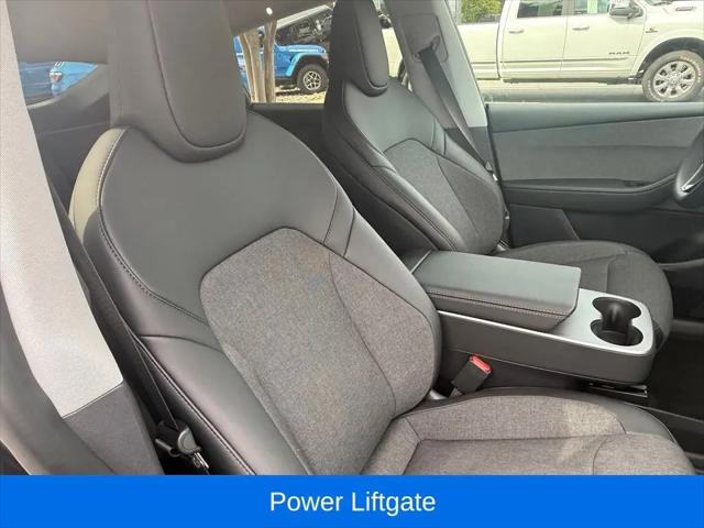 2026 Tesla Model Y Premium Rear-Wheel Drive