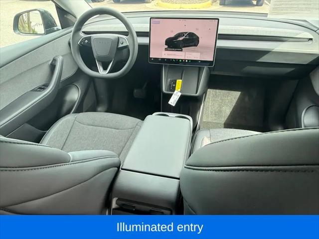 2026 Tesla Model Y Premium Rear-Wheel Drive