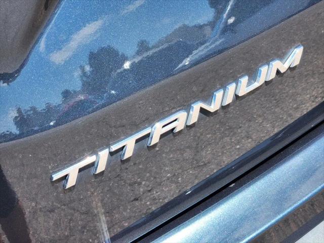 2022 Ford Edge Titanium