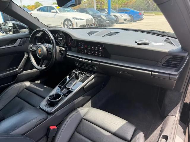 2022 Porsche 911 Carrera