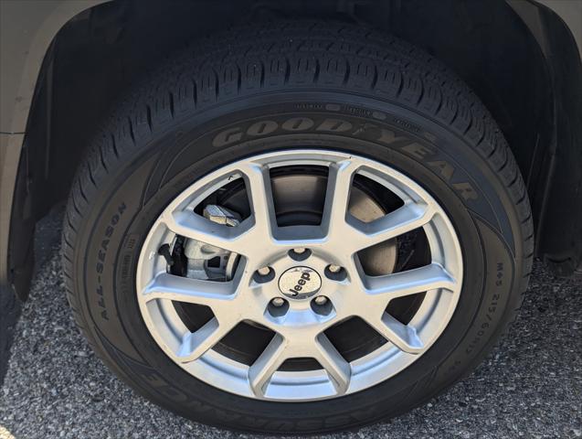 Used 2022 Jeep Renegade Latitude 4x4 For Sale in Tucson, AZ