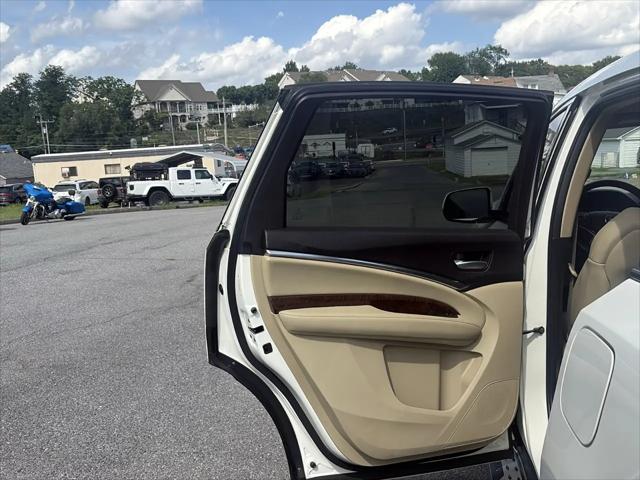 2017 Acura MDX w/Technology Package