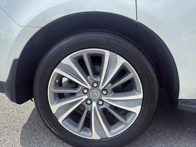 2017 Acura MDX w/Technology Package