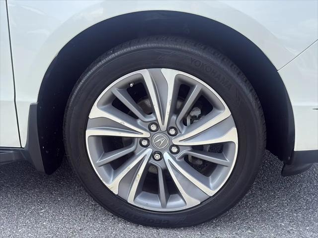 2017 Acura MDX w/Technology Package