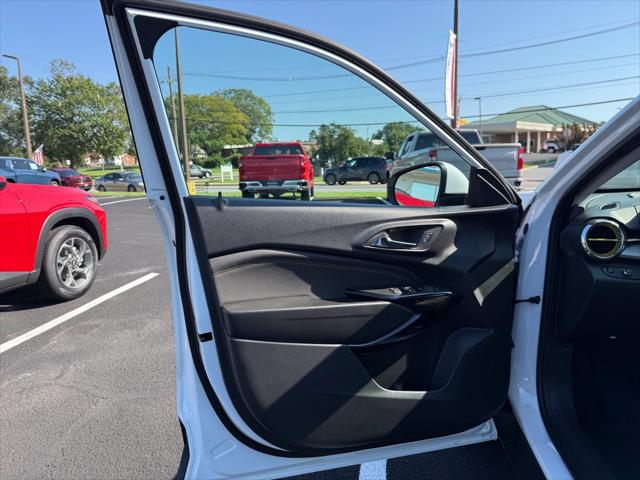 2026 Chevrolet Trax FWD LT