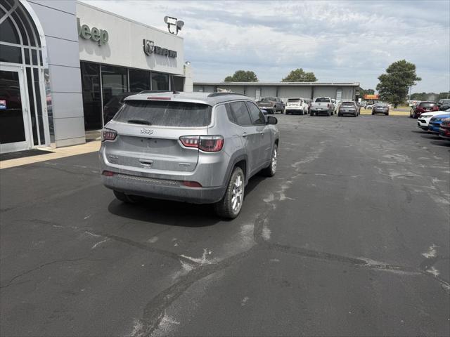 2023 Jeep Compass Latitude Lux FWD