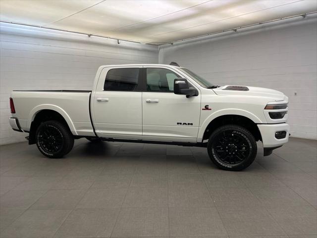 2026 RAM Ram 2500 RAM 2500 LIMITED CREW CAB 4X4 64 BOX