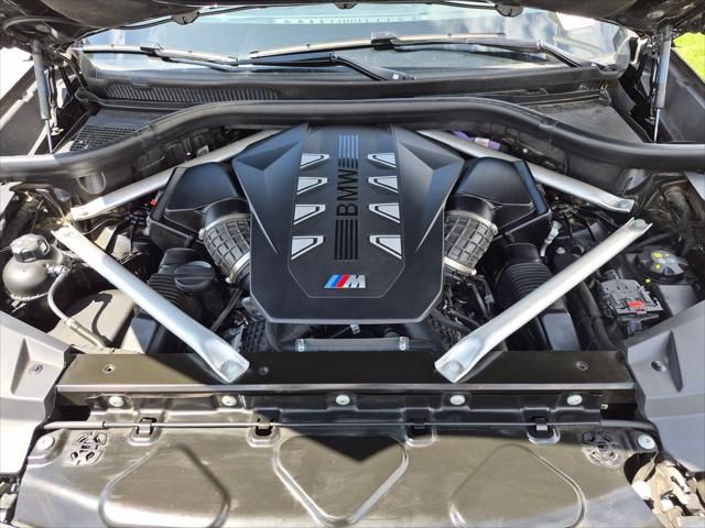 2025 BMW X5 M60i