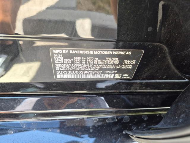 2025 BMW X5 M60i