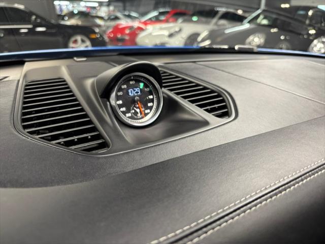 2016 Porsche 911 Carrera GTS