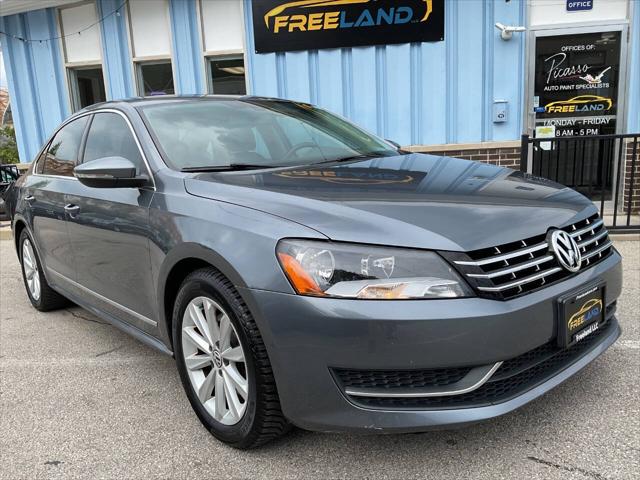 2012 Volkswagen Passat 2.5L SEL for sale in Waukesha, WI
