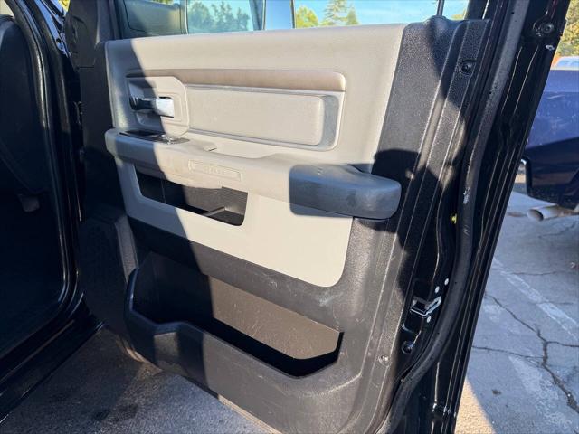 2018 Ram 3500 SLT Crew Cab 4x4 8 Box