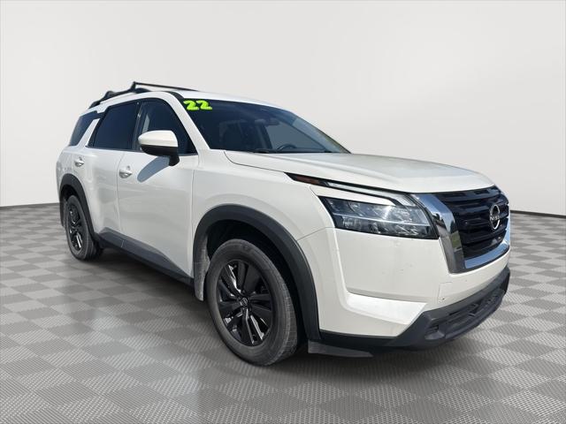 2022 Nissan Pathfinder SV 4WD for sale in Kansas City, KS