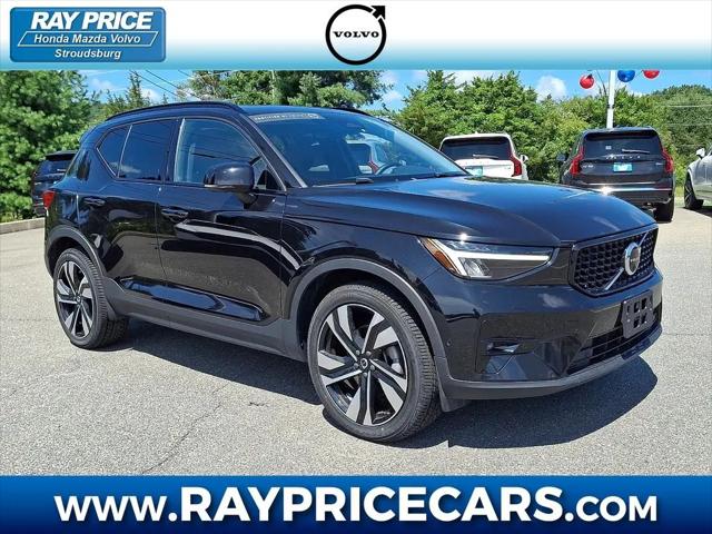 2024 Volvo XC40 B5 Plus Dark Theme for sale in Stroudsburg, PA