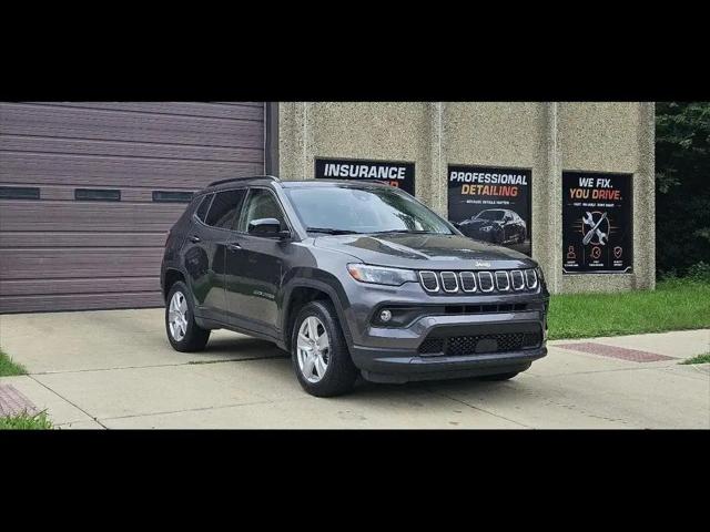 2022 Jeep Compass Latitude 4x4 for sale in Crystal Lake, IL