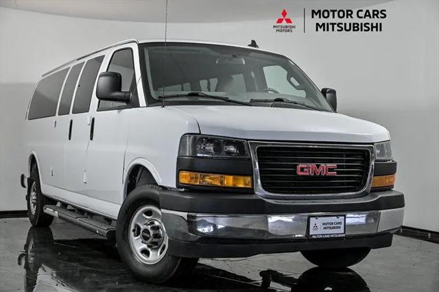 2023 GMC Savana Passenger RWD 3500 Extended Wheelbase LS for sale in Aurora, IL