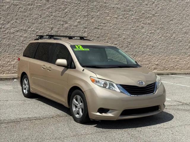 2012 Toyota Sienna LE V6 8 Passenger for sale in Newark, OH