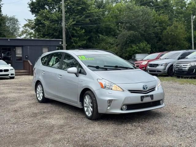 2013 Toyota Prius v Five for sale in Newark, OH