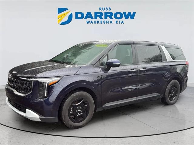 2025 Kia Carnival MPV LXS for sale in Waukesha, WI