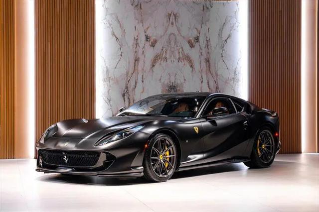 2018 Ferrari 812 Superfast Base for sale in Beverly Hills, CA