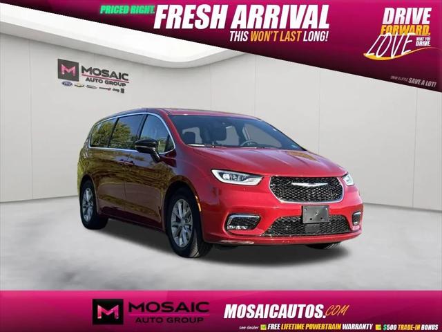 2026 Chrysler Pacifica Limited for sale in Zumbrota, MN