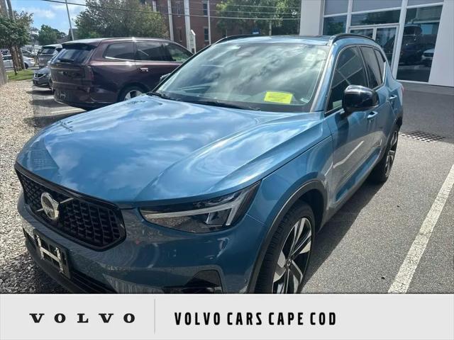 2023 Volvo XC40 B5 Plus Dark Theme for sale in Hyannis, MA