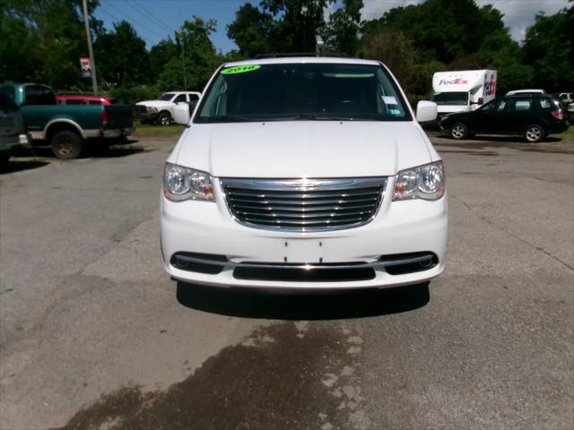 2016 Chrysler Town & Country Touring for sale in St. Johnsville, NY