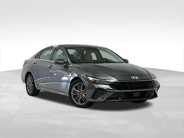 2025 Hyundai Elantra Limited for sale in Granger, IA