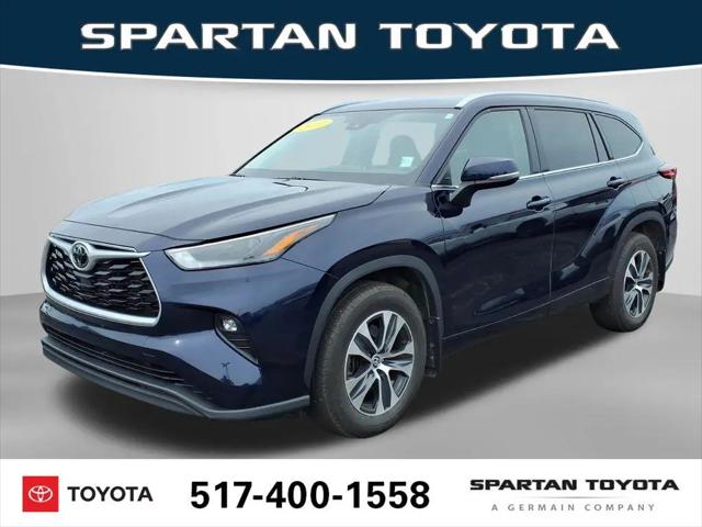 2022 Toyota Highlander XLE for sale in Lansing, MI