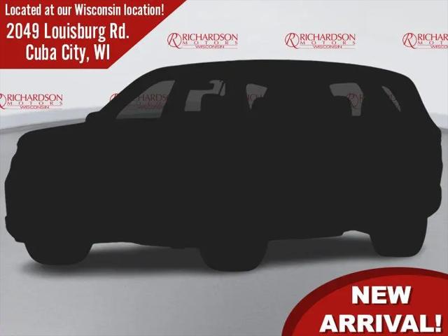 2025 Kia Carnival MPV SX for sale in Dubuque, IA