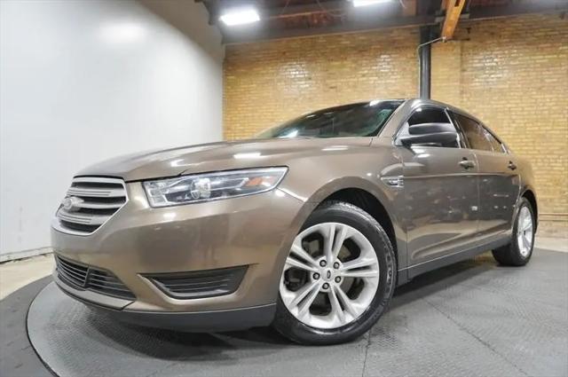 2015 Ford Taurus SE for sale in Chicago, IL