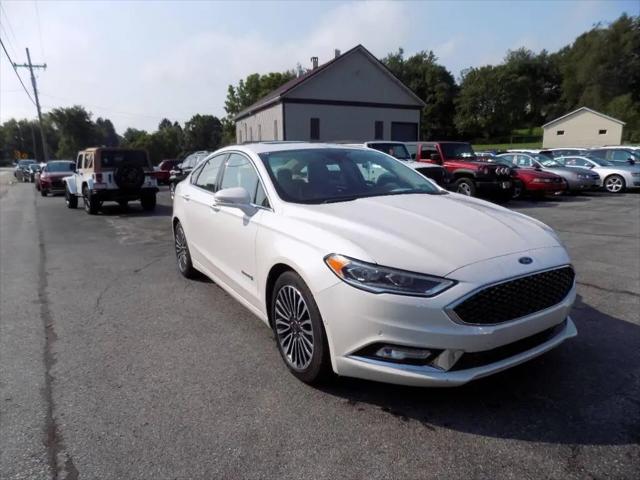 2018 Ford Fusion Hybrid Platinum for sale in Davidsville, PA