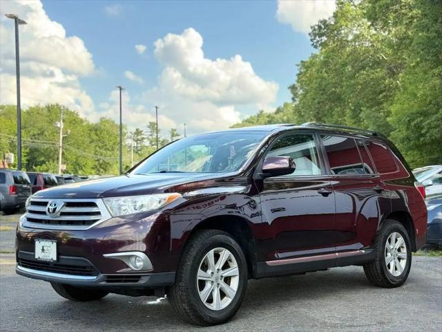 2013 Toyota Highlander SE V6 for sale in Stoughton, MA
