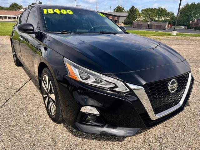 2019 Nissan Altima 2.5 SV for sale in Urbana, OH