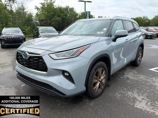 2022 Toyota Highlander Hybrid XLE Bronze Edition for sale in Fort Wayne, IN