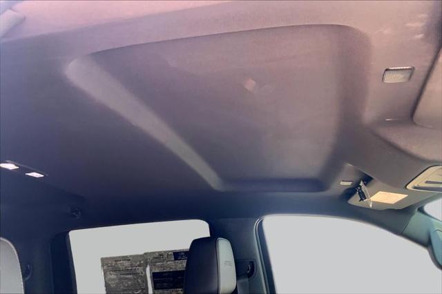 Used 2022 GMC Sierra 2500HD 4WD Crew Cab Standard Bed AT4 For Sale in Lubbock, TX