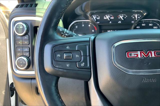 Used 2022 GMC Sierra 2500HD 4WD Crew Cab Standard Bed AT4 For Sale in Lubbock, TX