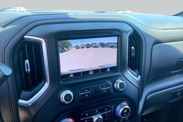 Used 2022 GMC Sierra 2500HD 4WD Crew Cab Standard Bed AT4 For Sale in Lubbock, TX