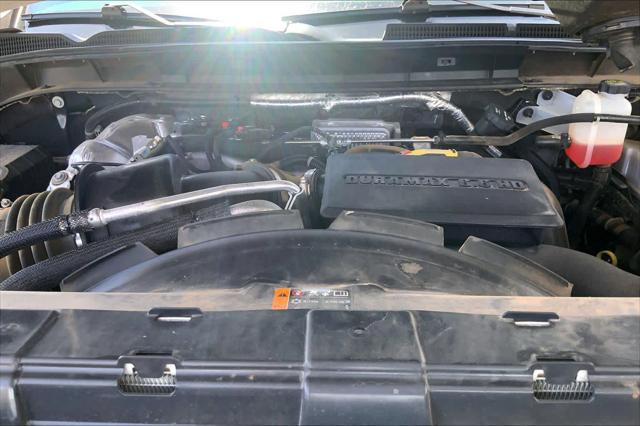 Used 2022 GMC Sierra 2500HD 4WD Crew Cab Standard Bed AT4 For Sale in Lubbock, TX