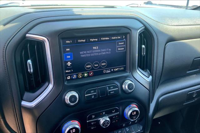 Used 2022 GMC Sierra 2500HD 4WD Crew Cab Standard Bed AT4 For Sale in Lubbock, TX
