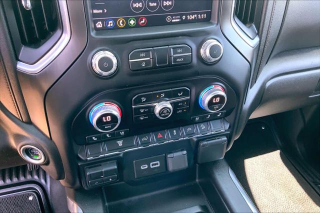 Used 2022 GMC Sierra 2500HD 4WD Crew Cab Standard Bed AT4 For Sale in Lubbock, TX