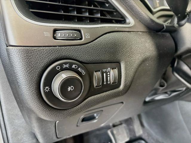 Used 2019 Jeep Cherokee Latitude Plus 4x4 For Sale in Olive Branch, MS