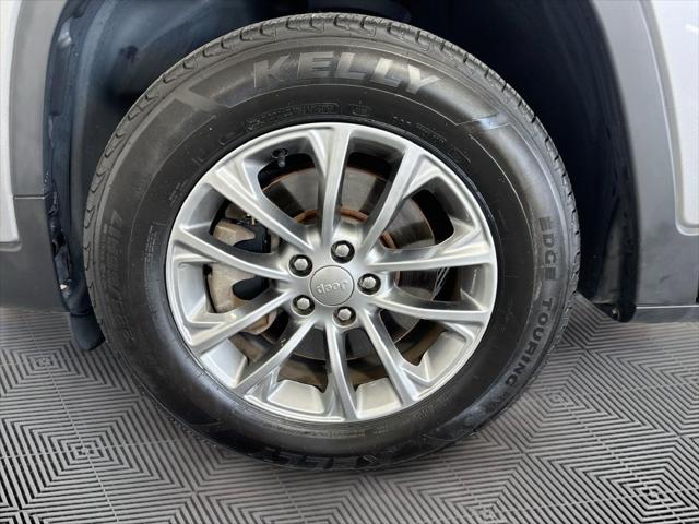 Used 2019 Jeep Cherokee Latitude Plus 4x4 For Sale in Olive Branch, MS