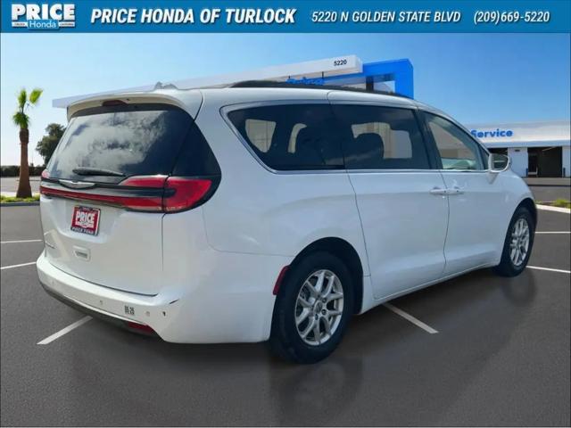 2022 Chrysler Pacifica Touring L